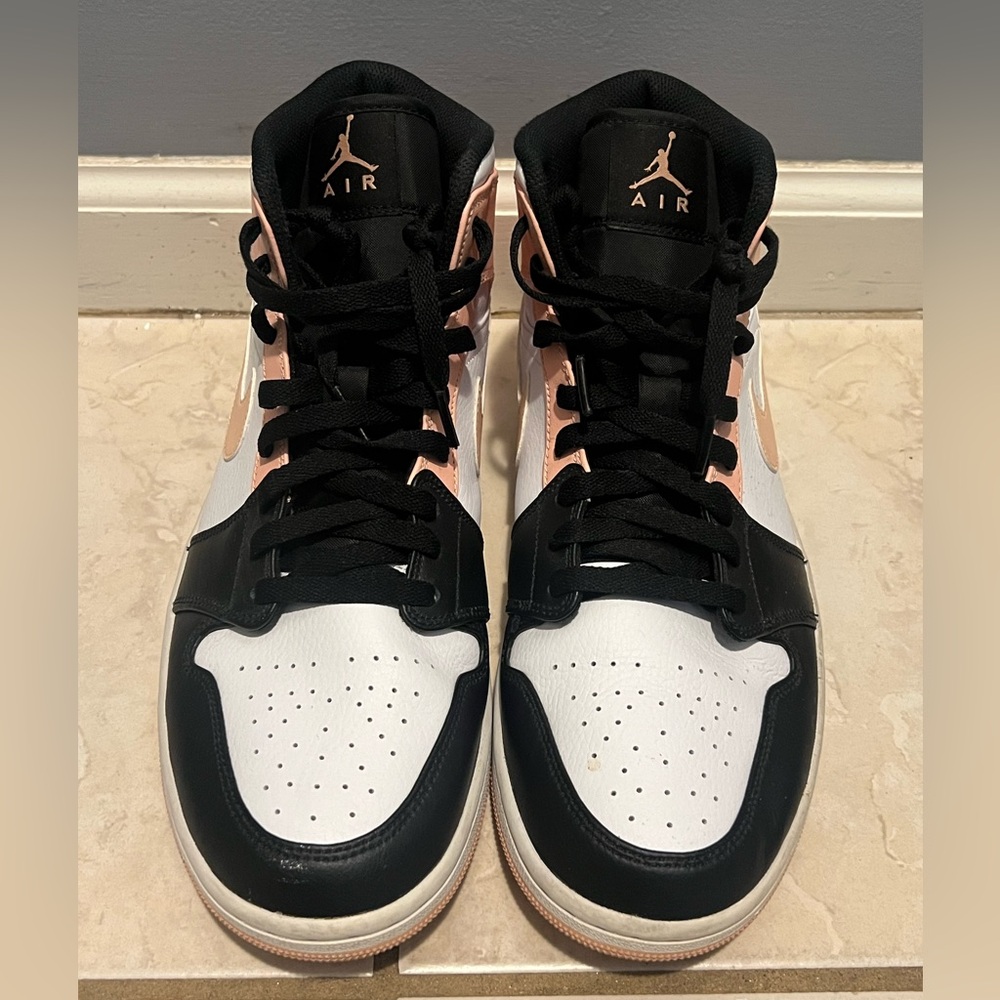 Nike Air Jordan 1 Mid